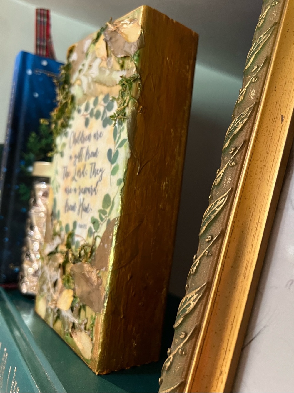 Ferns moss deco “Children are a gift” antique gold painted wood New- localartist - Picture 3 of 4